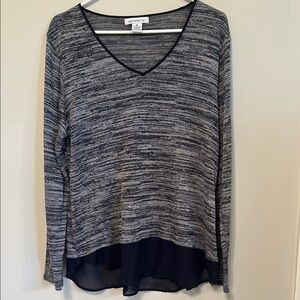 Liz Claiborne Navy and Gray Long Sleeve Asymmetrical Blouse. Size XL.